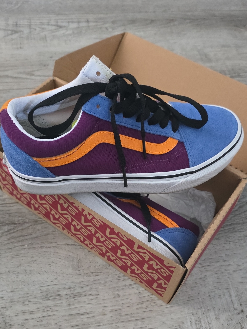 Vans Kids Low-Top Sneakers in Purple, Blue & Orange with Black Laces